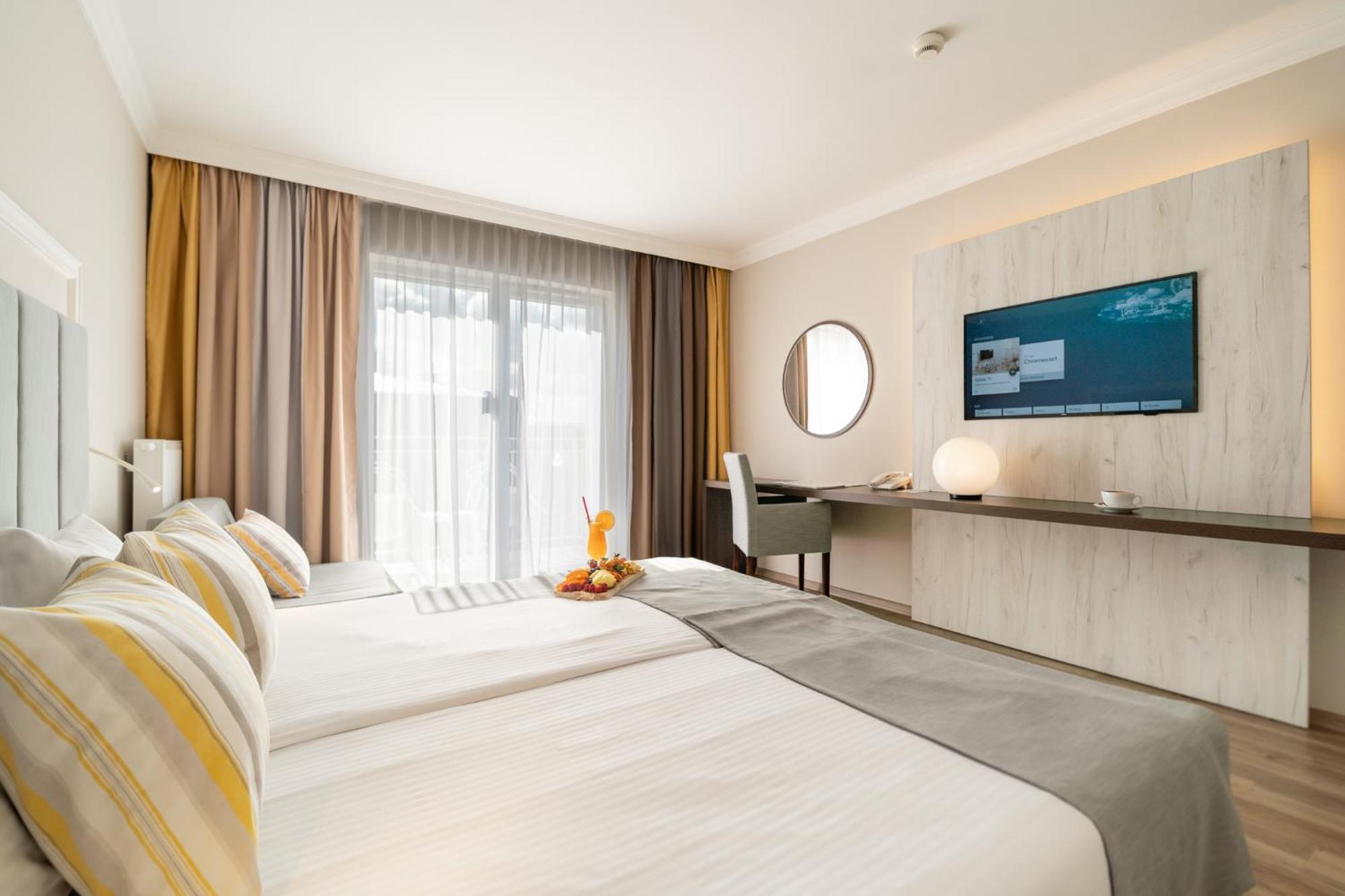 Hotel & Spa Trzy Wyspy Świnoujście Екстериор снимка