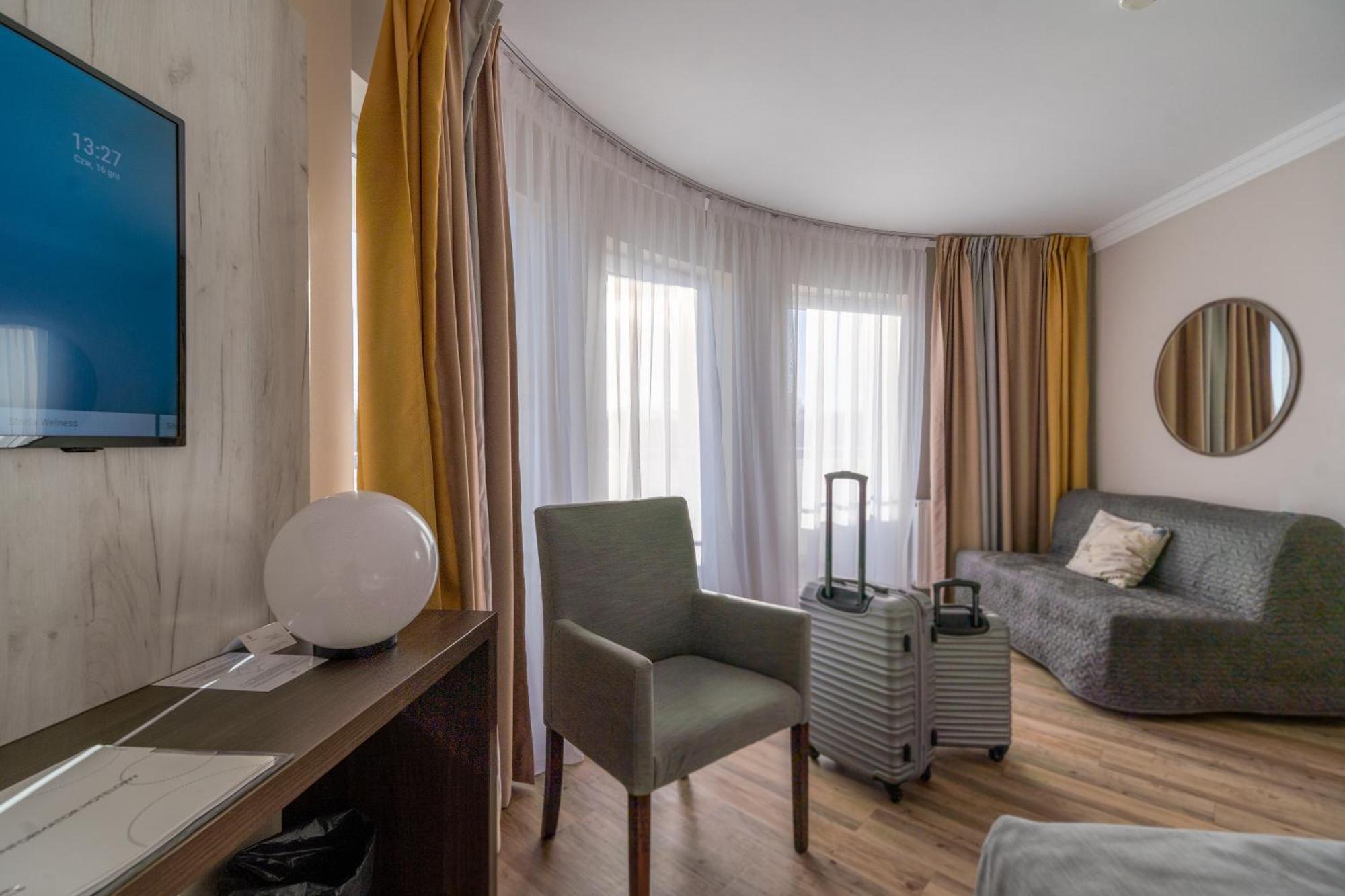 Hotel & Spa Trzy Wyspy Świnoujście Екстериор снимка