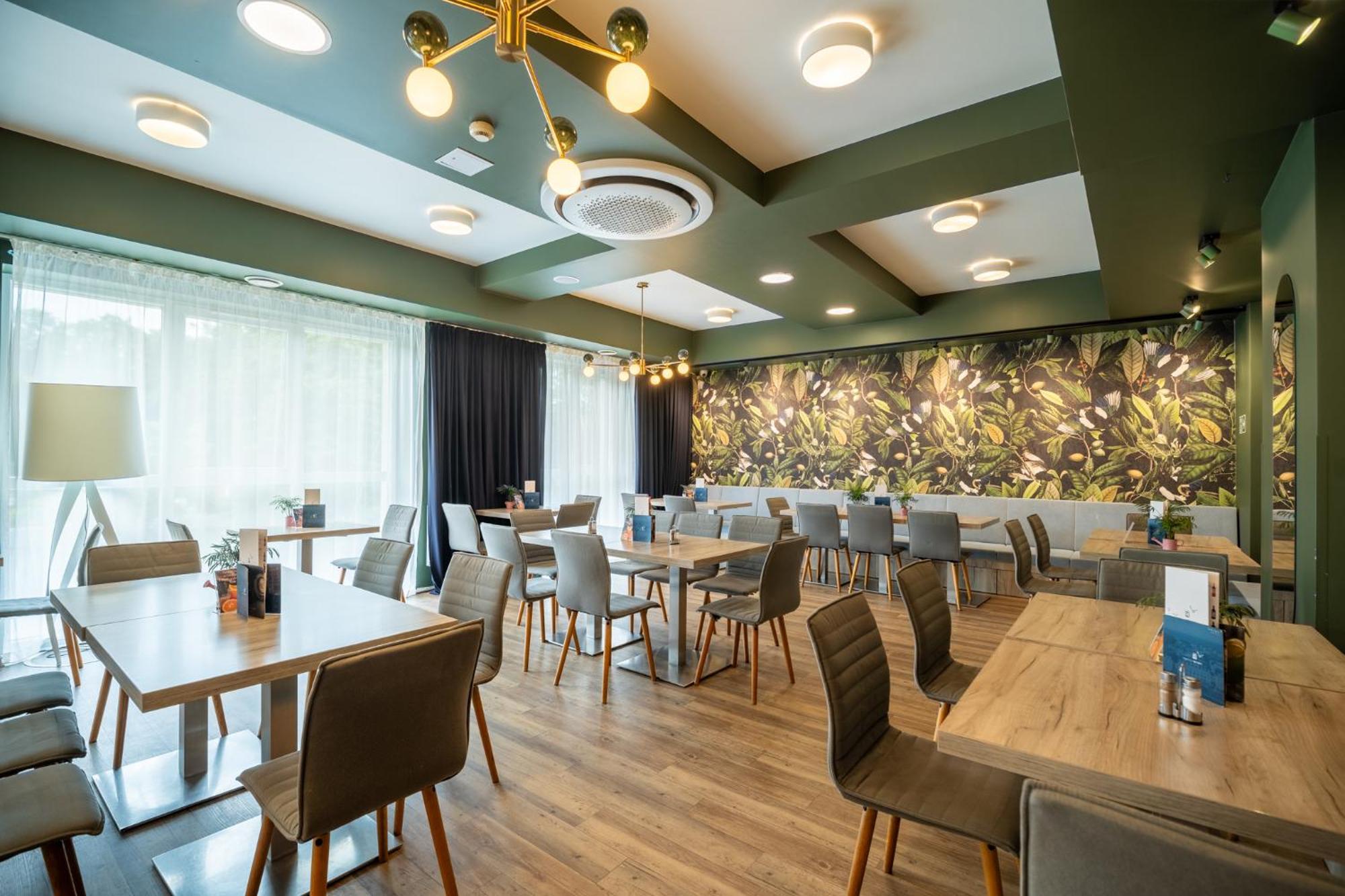 Hotel & Spa Trzy Wyspy Świnoujście Екстериор снимка