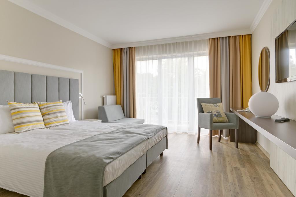 Hotel & Spa Trzy Wyspy Świnoujście Екстериор снимка